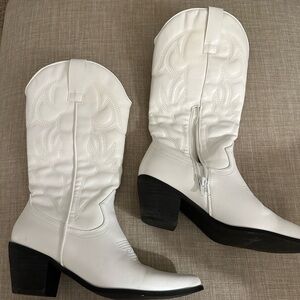 White Faux leather cowgirl boots